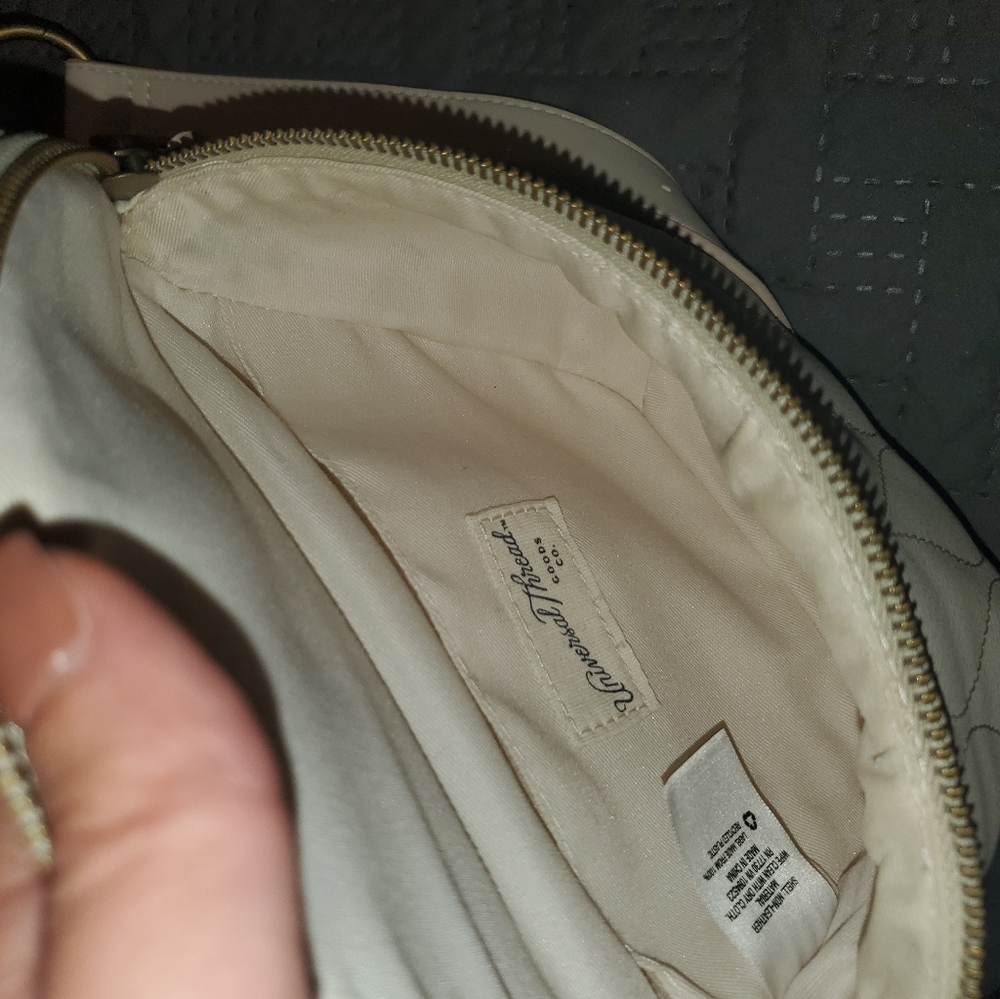 Universal Thread Belt Bag - Picture 3 of 3